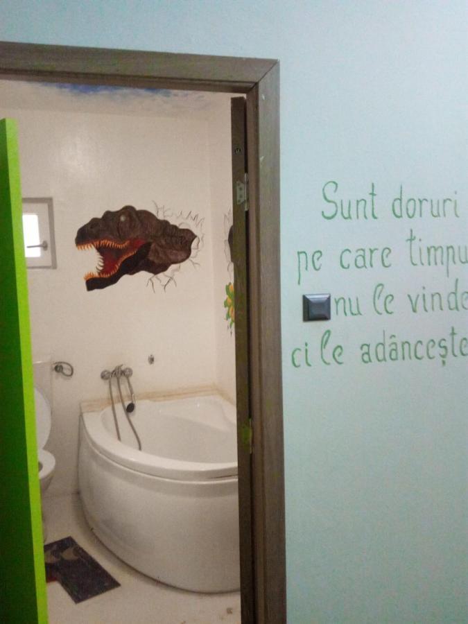 Casa Milos Si Fiul Baile Herculane Bagian luar foto