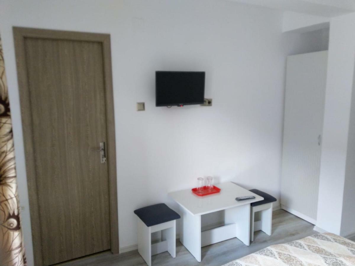 Casa Milos Si Fiul Baile Herculane Bagian luar foto