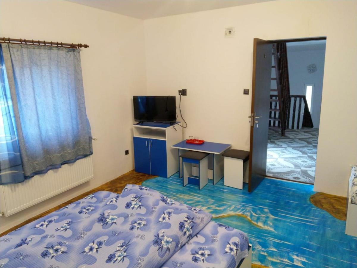 Casa Milos Si Fiul Baile Herculane Bagian luar foto